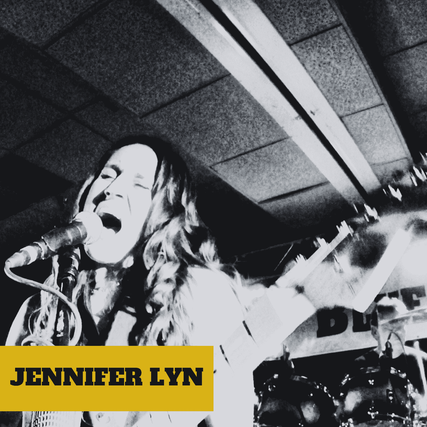 Jennifer Lyn of the band Jennifer Lyn & The Groove Revival